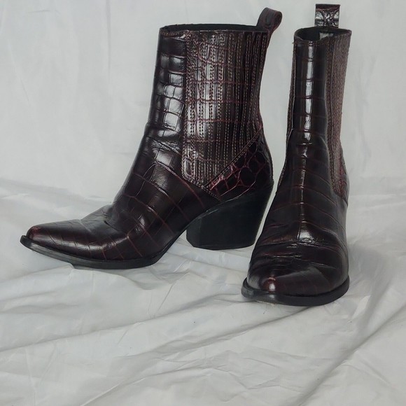 ZARA WOMAN‎ Animal crocodile Print Cowboy Style Boots (Booties) burgundy SZ 36 - Picture 1 of 9
